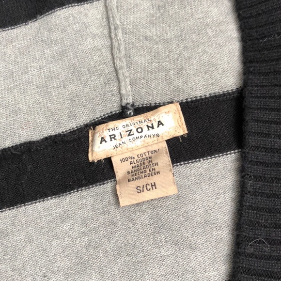 Arizona buttoned sweater - Picture 2 of 2